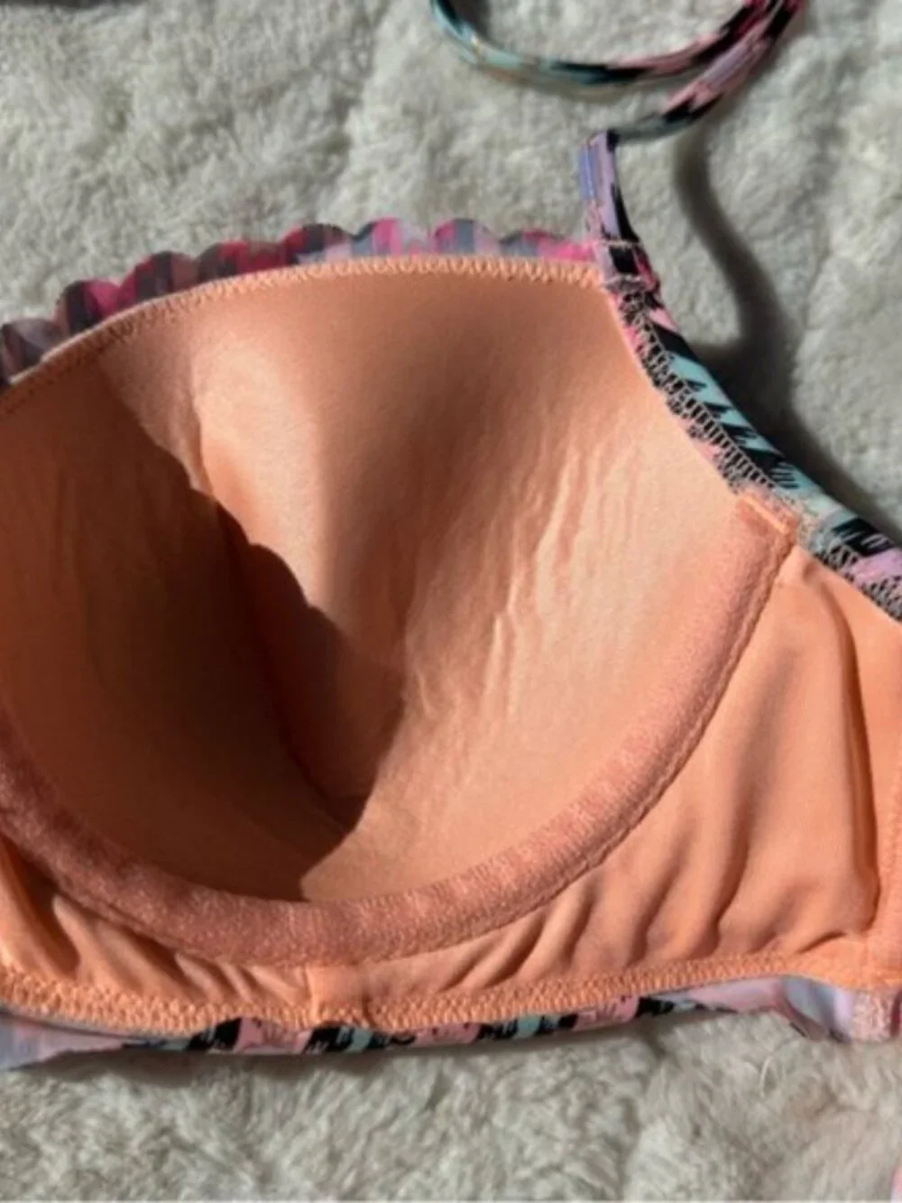 Victoria’s Secret | Warm Ikat Foil The Getaway Halter Bikini Top | Size 32C - Picture 9 of 10